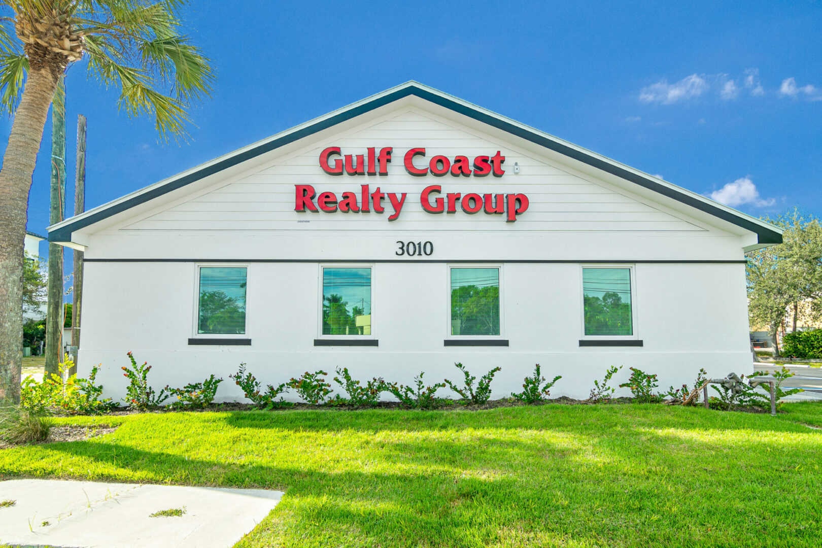 3010 Tamiami Trail E-5